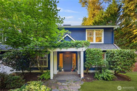 Photo of 16502 NE 180th Place, Woodinville, WA 98072 (MLS # 2488509)