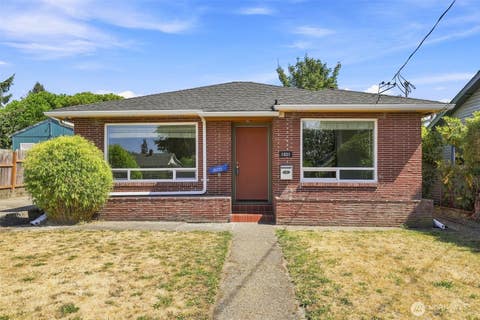 Photo of 1031 S Howard Street, Tacoma, WA 98465 (MLS # 2570323)