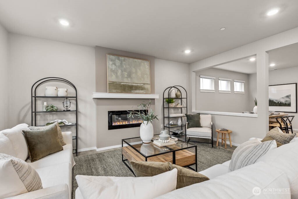 639 SE 11th Place 55