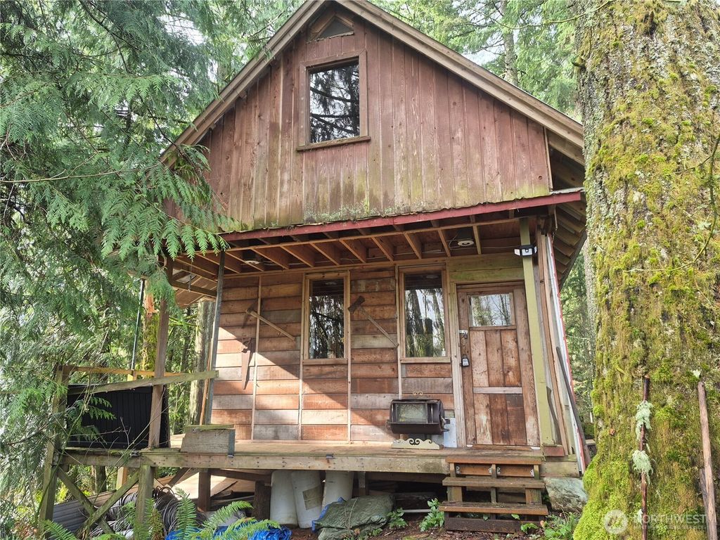 Photo of 31002 Bumgarner Road, Arlington, WA 98223 (MLS # 2482274)