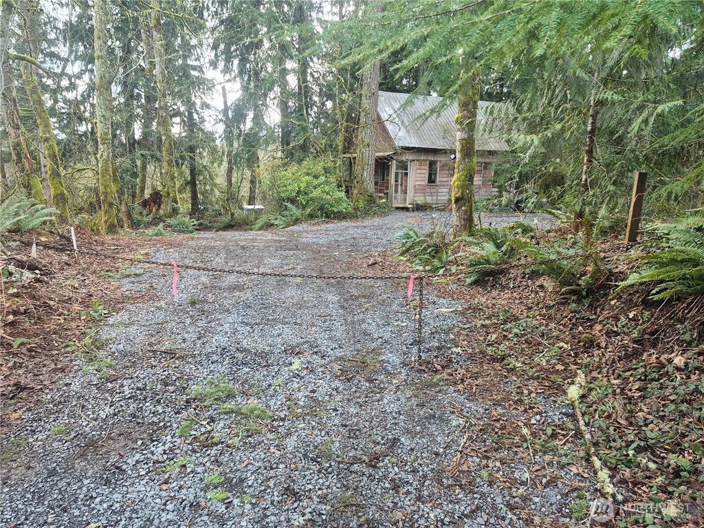 Photo of 31002 Bumgarner Road, Arlington, WA 98223 (MLS # 2482274)