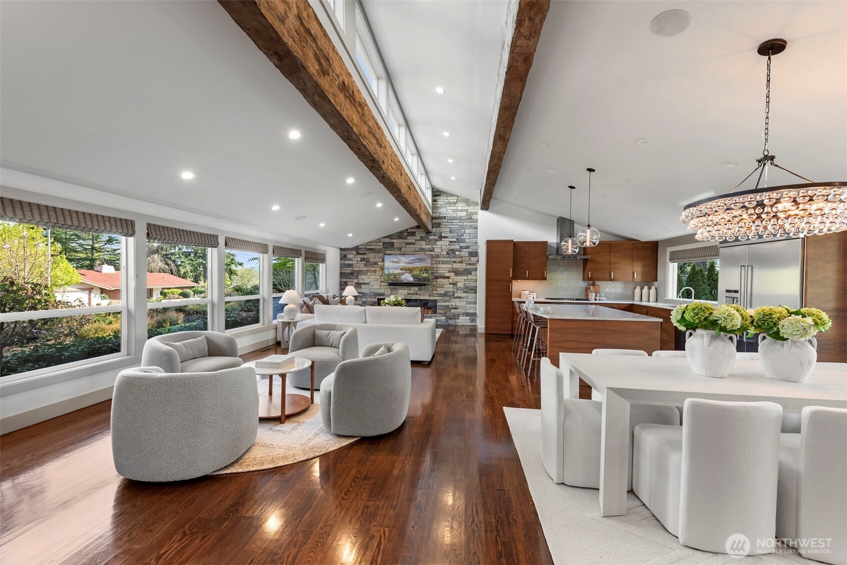 1465 185th Avenue NE