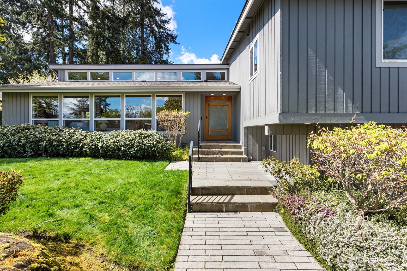 1465 185th Avenue NE