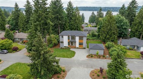 Photo of 5035 NE 178th Street, Lake Forest Park, WA 98155 (MLS # 2499183)