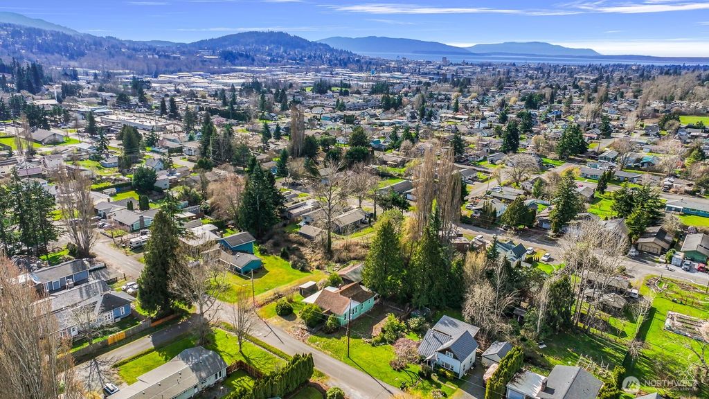 Photo of 2701 Michigan Street, Bellingham, WA 98226 (MLS # 2498251)