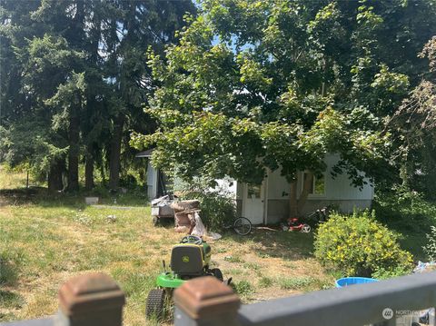 A home in Centralia