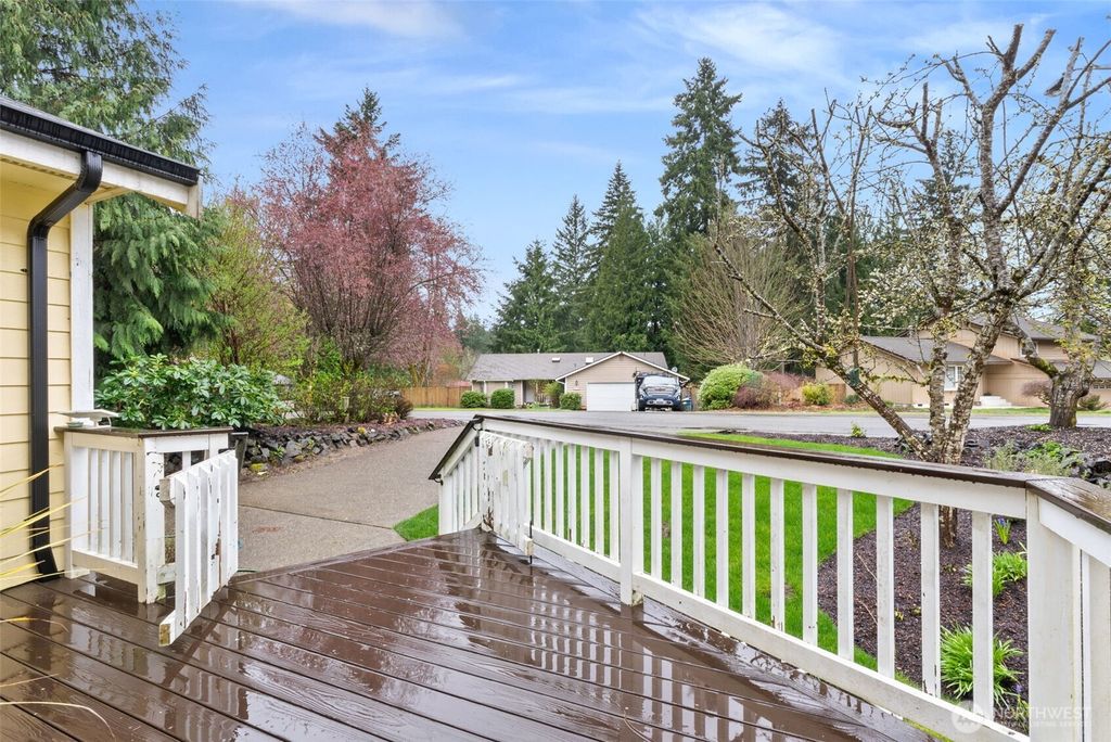 Photo of 2415 SW Tyndell Circle, Tumwater, WA 98512 (MLS # 2501573)
