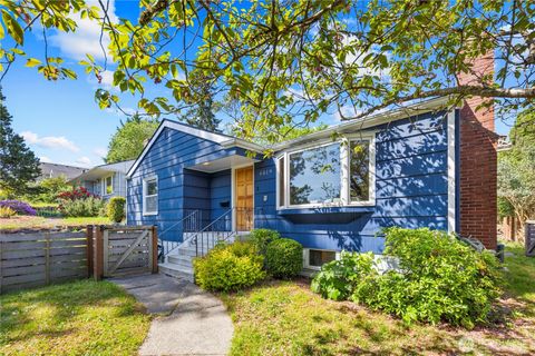Photo of 4019 50th Avenue SW, Seattle, WA 98116 (MLS # 2519827)