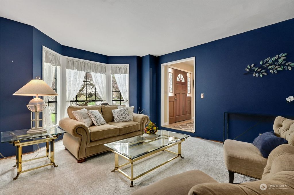 Photo of 17427 NE 138th Street, Redmond, WA 98052 (MLS # 2211832)