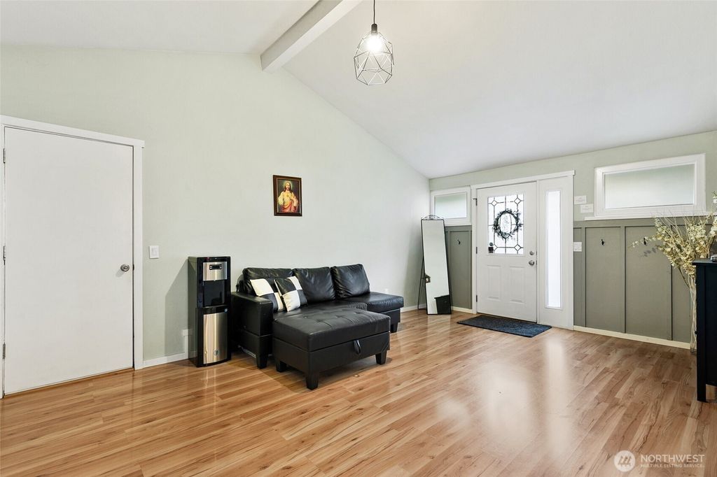 Photo of 22309 115th Place SE, Kent, WA 98031 (MLS # 2506781)