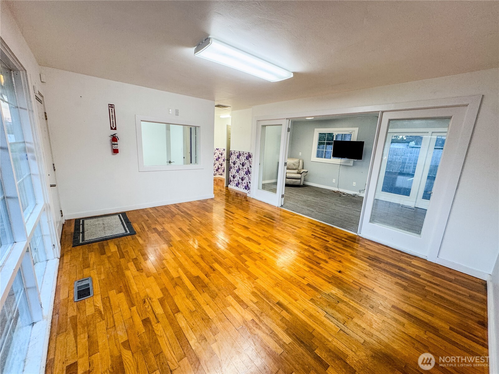 5113 Lacey Boulevard SE