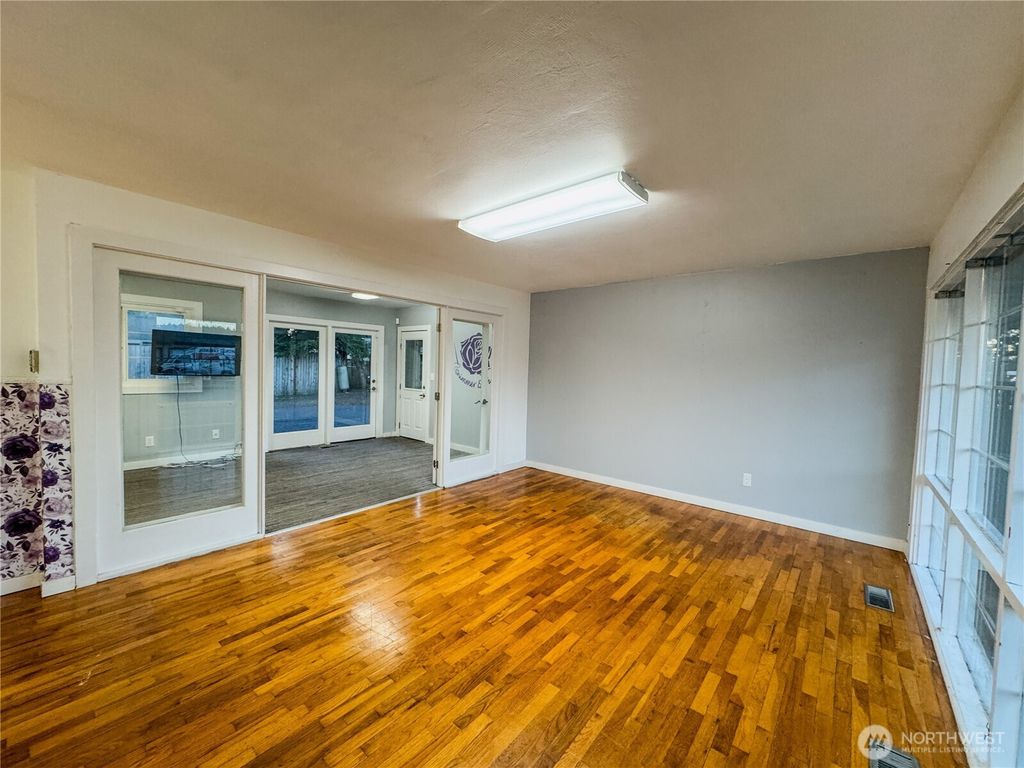 Photo of 5113 Lacey Boulevard SE, Lacey, WA 98503 (MLS # 2475347)