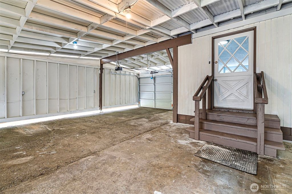 Photo of 408 W King Street, Aberdeen, WA 98520 (MLS # 2488898)