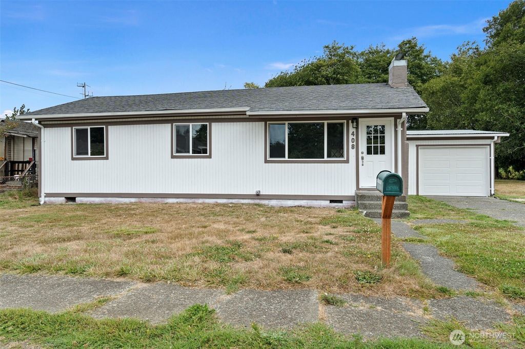 Photo of 408 W King Street, Aberdeen, WA 98520 (MLS # 2488898)