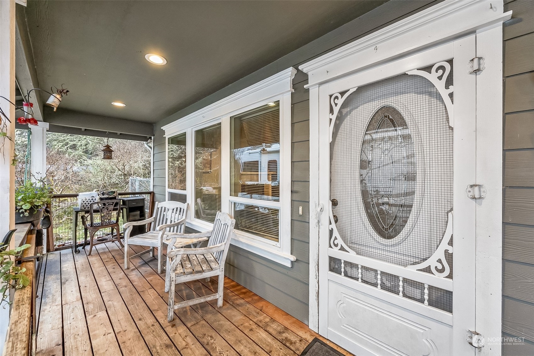 801 Mount Olympus Avenue SE