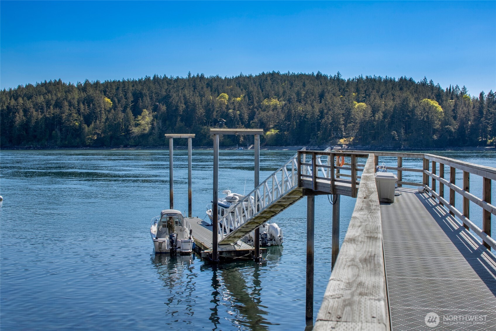 1129 Deer Point Road