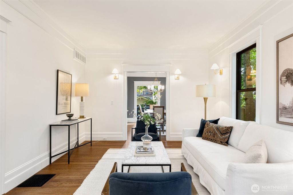 Photo of 610 17th Avenue E, Seattle, WA 98112 (MLS # 2398055)