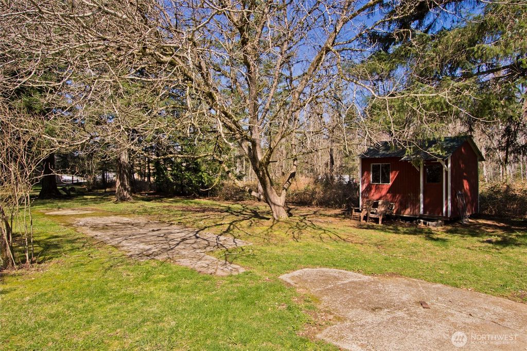 Photo of 30870 Cumberland-Kanaskat Road, Ravensdale, WA 98051 (MLS # 2499954)