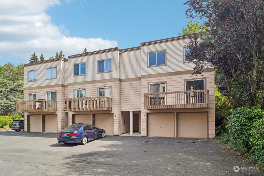 Photo of 16820 6th Avenue W #A6, Lynnwood, WA 98037 (MLS # 2282888)