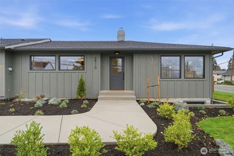 Photo of 2910 K Avenue Ave, Anacortes, WA 98221 (MLS # 2460116)