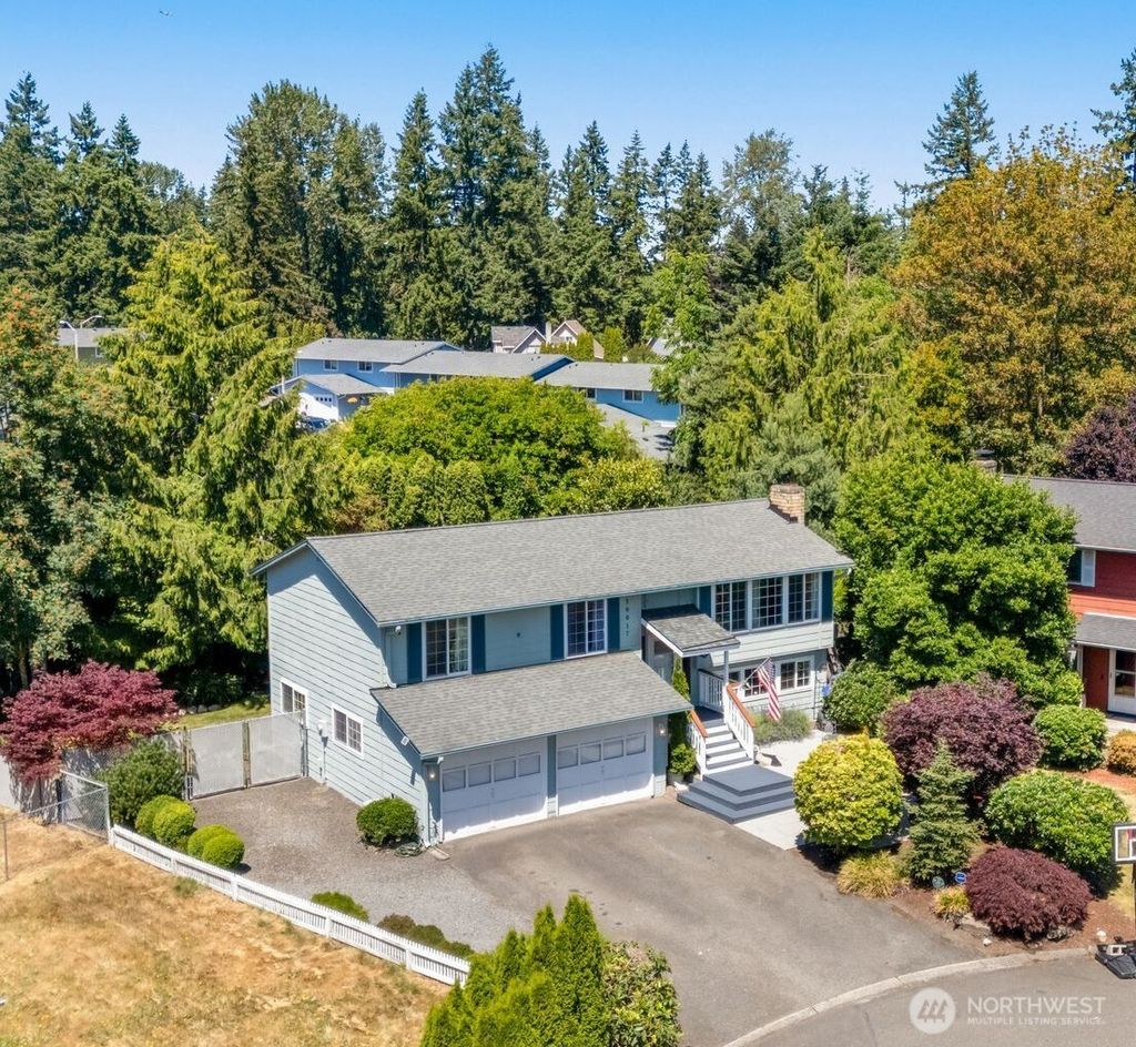 Photo of 30017 42nd PL Pl S, Auburn, WA 98001 (MLS # 2408358)