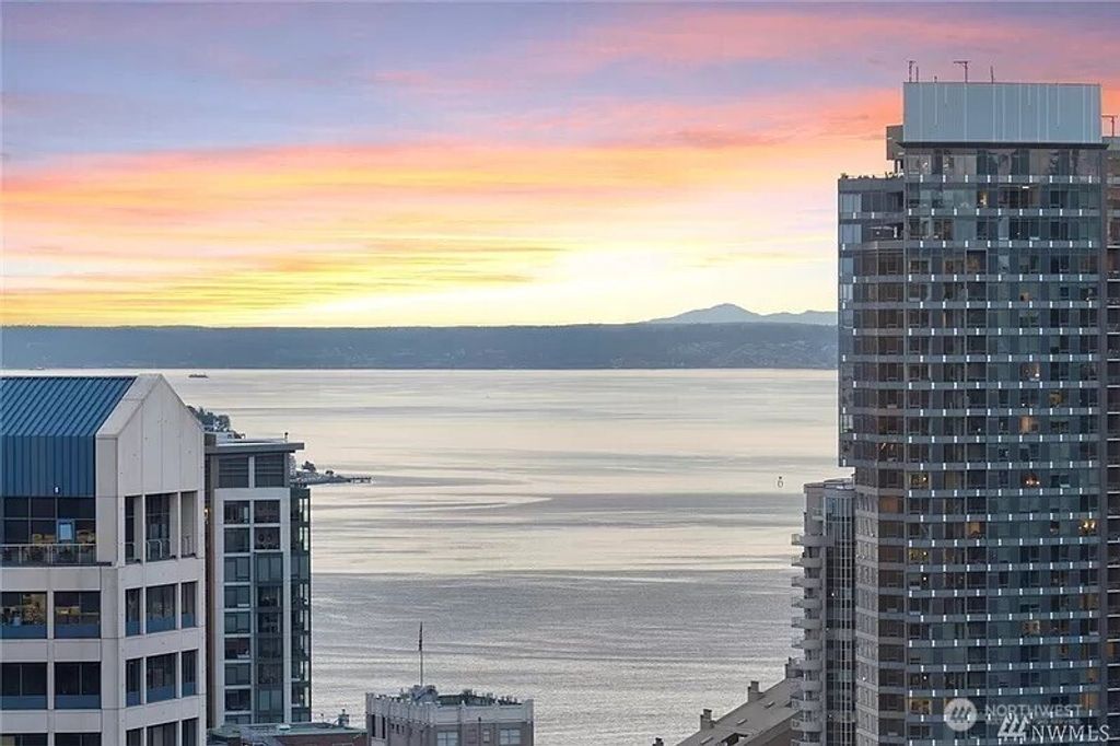 Photo of 737 Olive Way #3110, Seattle, WA 98101 (MLS # 2435636)