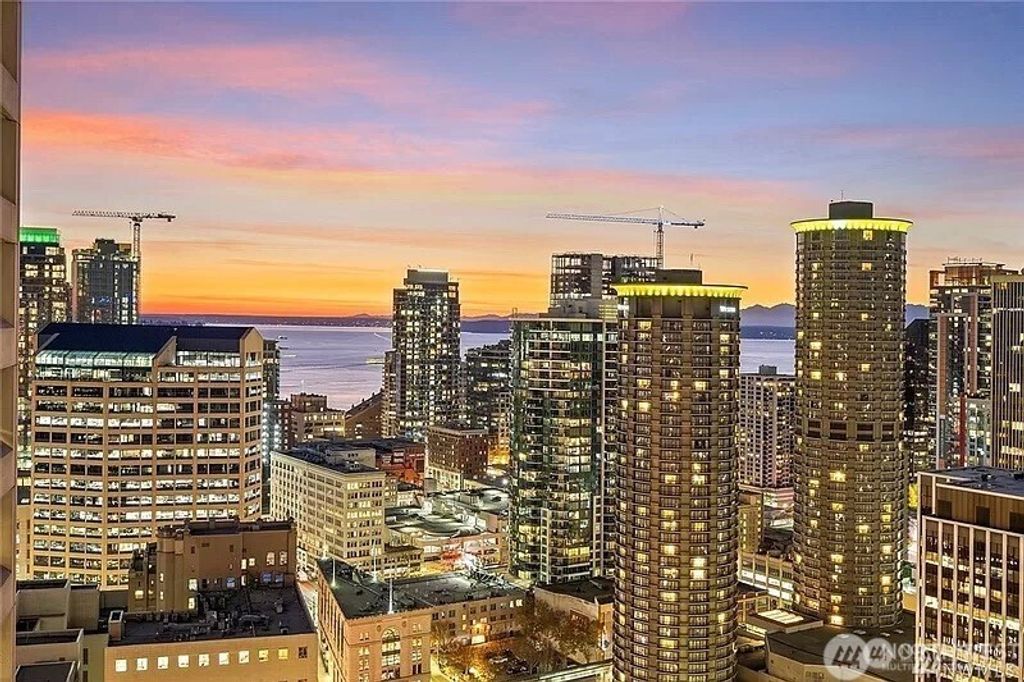 Photo of 737 Olive Way #3110, Seattle, WA 98101 (MLS # 2435636)