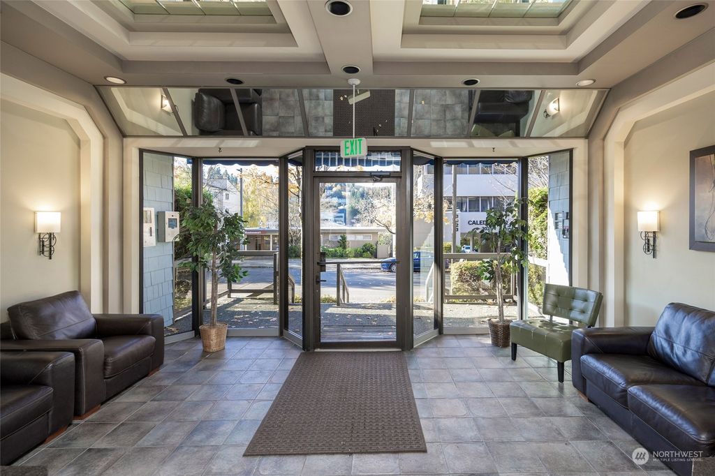 Photo of 3030 80th Avenue SE #209, Mercer Island, WA 98040 (MLS # 2180332)