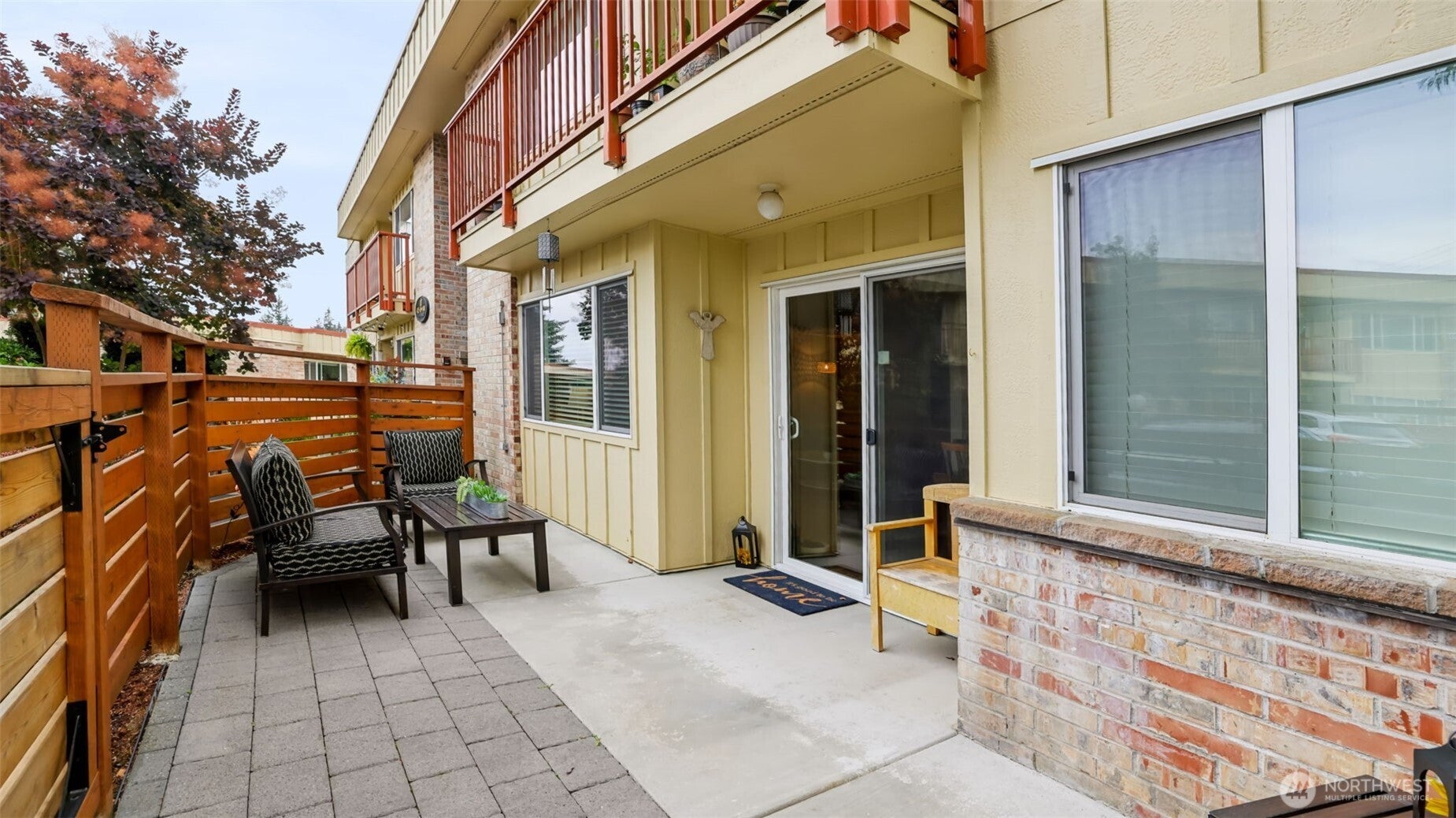 425 45th Street SW 208