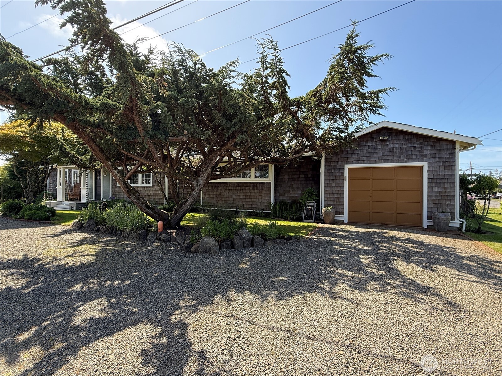 115 15th Street SW