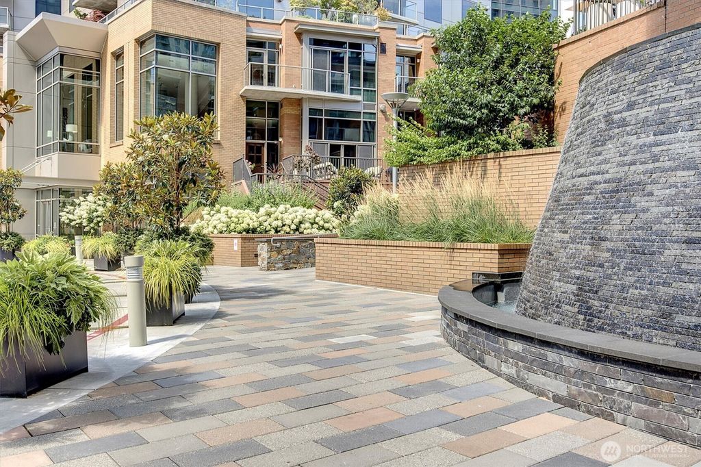 Photo of 10610 NE 9th Place #1404, Bellevue, WA 98004 (MLS # 2417616)