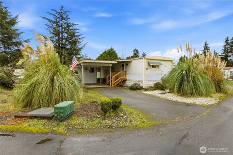 Photo of 3015 35th Avenue Ct E #78, Puyallup, WA 98443 (MLS # 2493427)