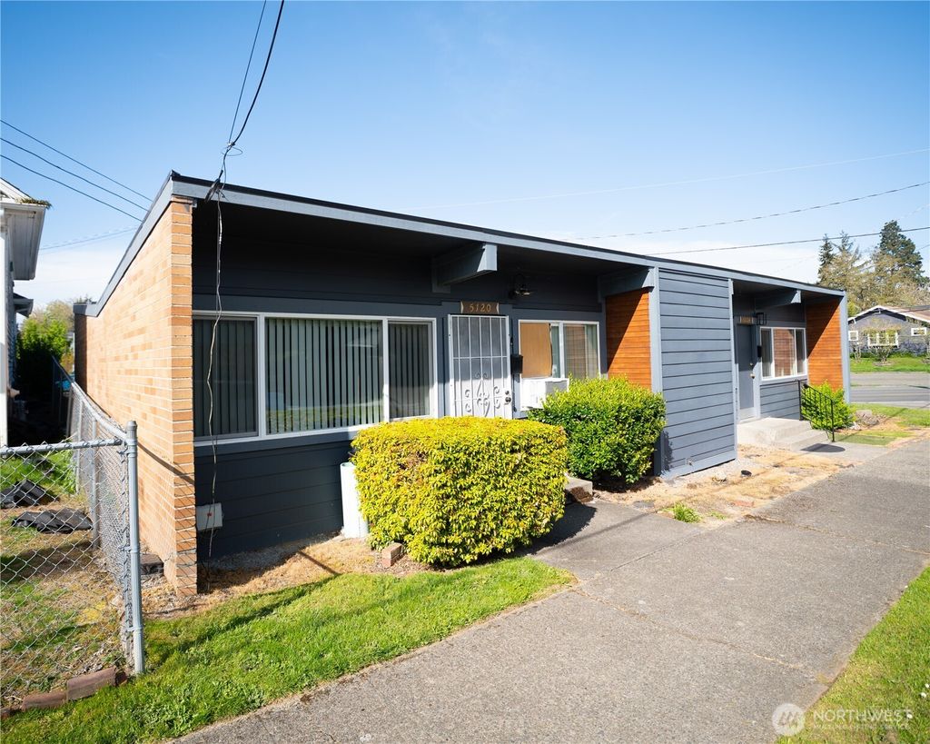 Photo of 5319 Wilson Avenue S, Seattle, WA 98118 (MLS # 2514947)