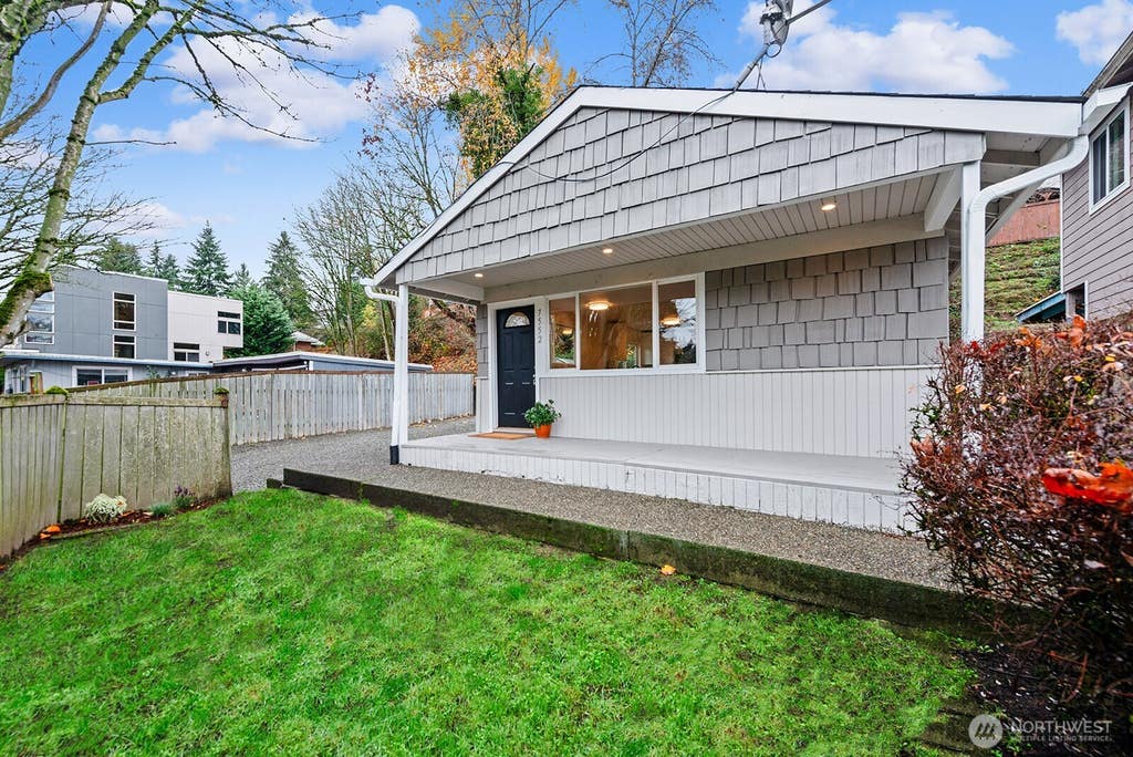 Photo of 7552 21st Avenue SW, Seattle, WA 98106 (MLS # 2533658)