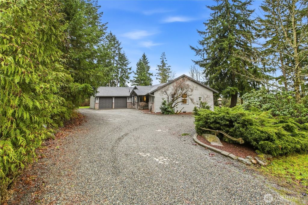 Photo of 24421 SE 387th Street, Enumclaw, WA 98022 (MLS # 2494583)