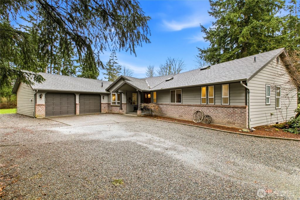 Photo of 24421 SE 387th Street, Enumclaw, WA 98022 (MLS # 2494583)