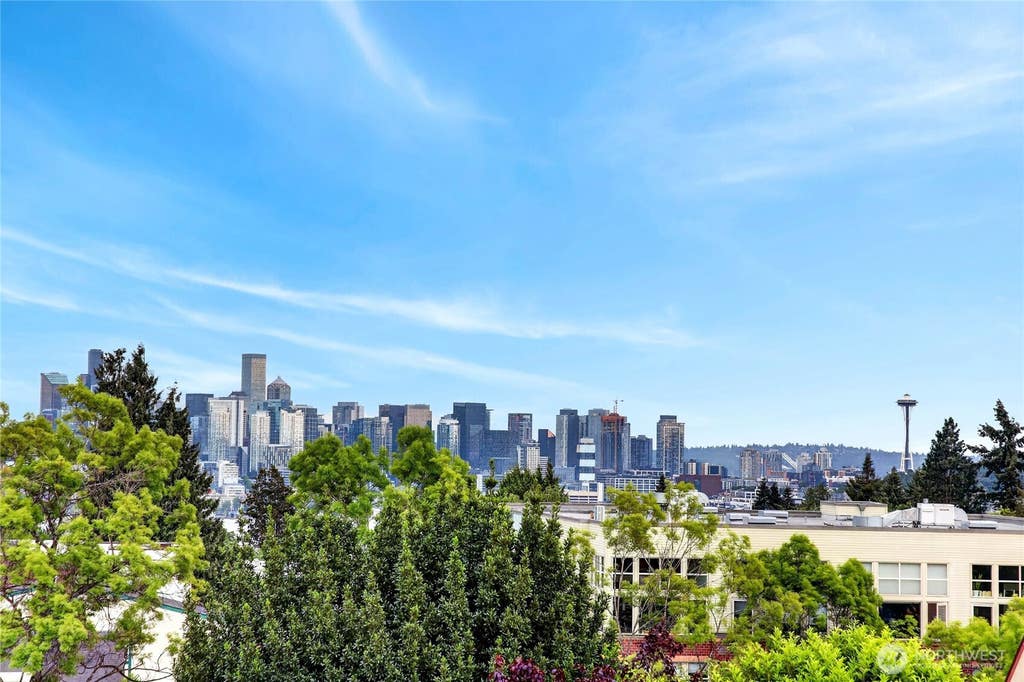 Photo of 4527 Corliss Avenue N, Seattle, WA 98103 (MLS # 2550900)