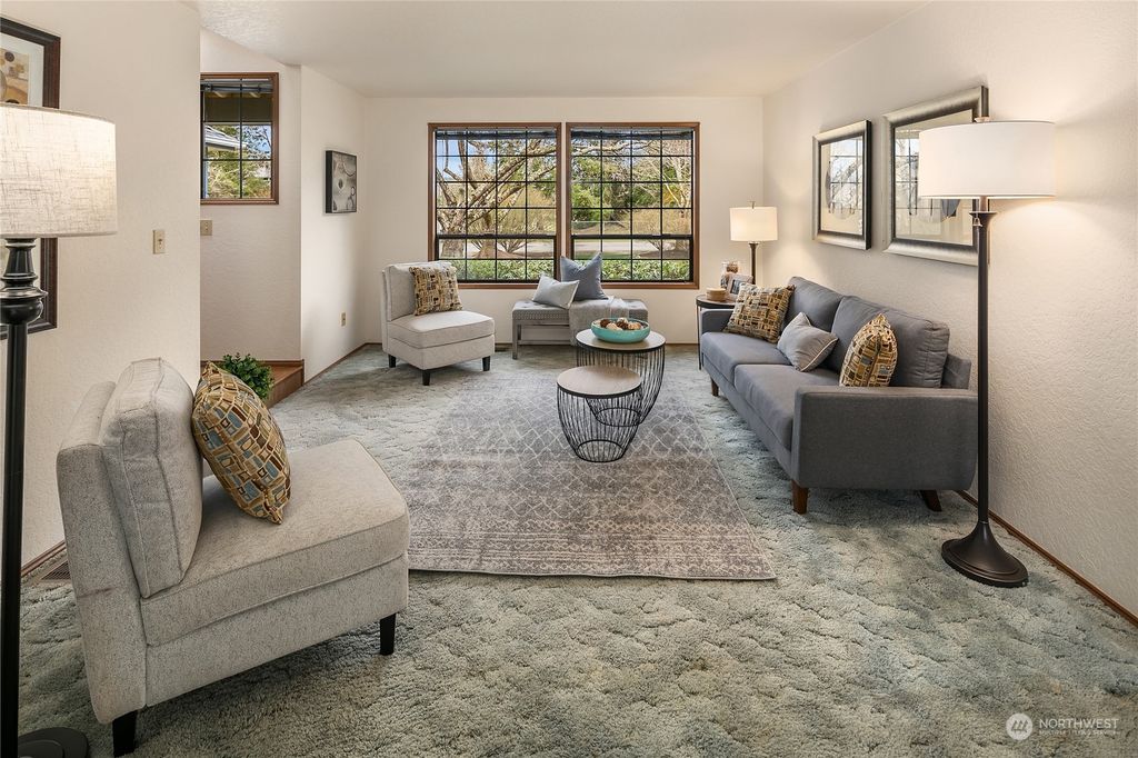 Photo of 617 NE 10th Street, North Bend, WA 98045 (MLS # 2195203)
