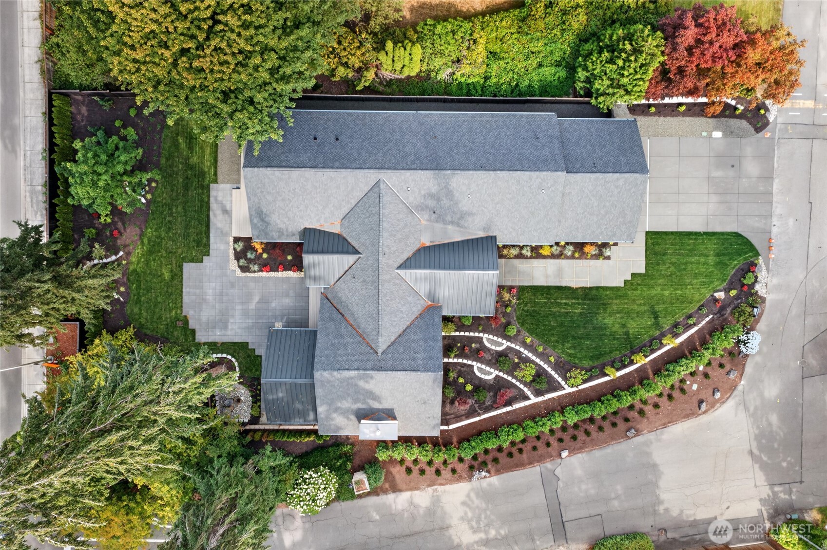 33 Forest Glen Lane SW