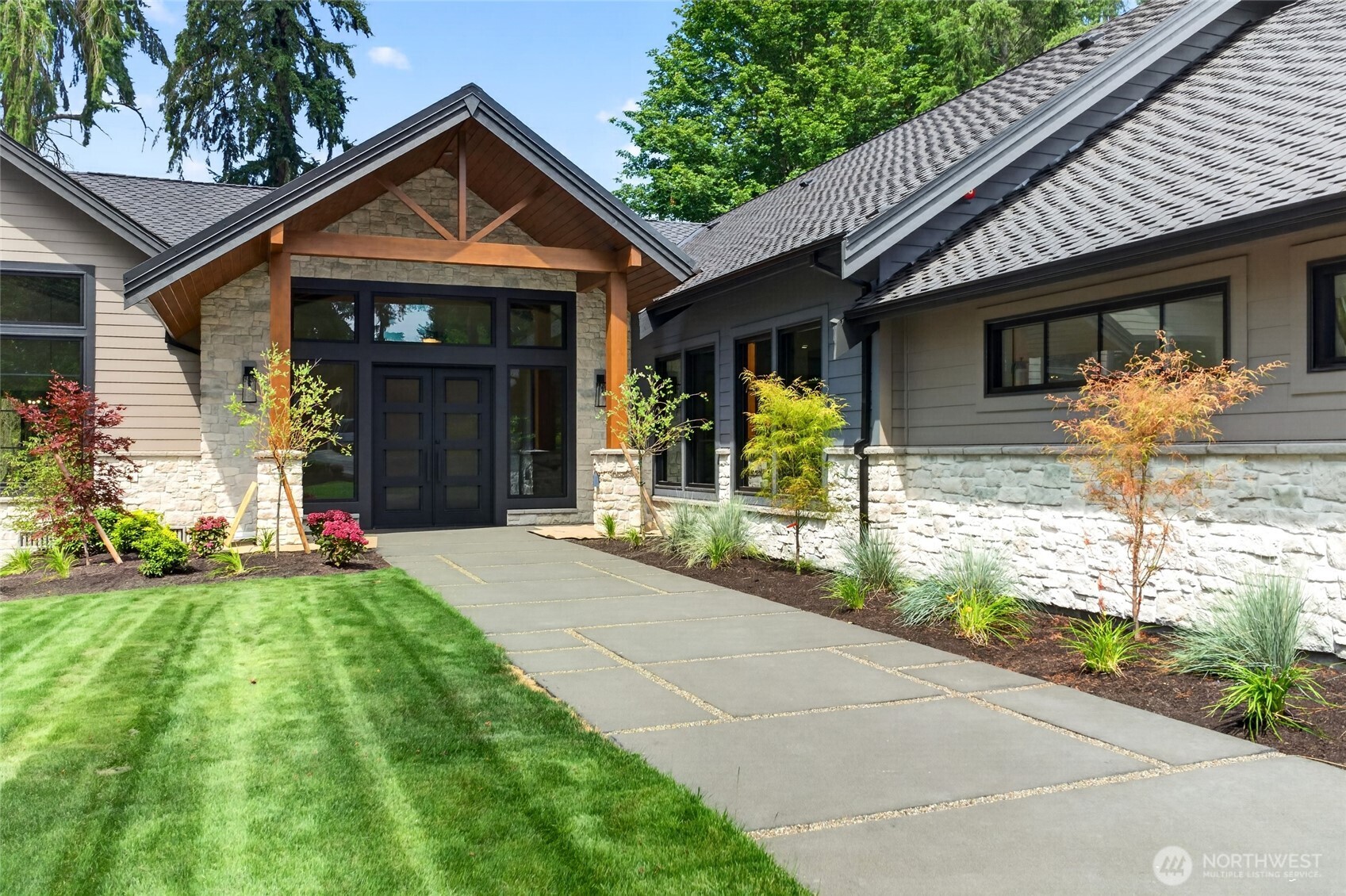 33 Forest Glen Lane SW