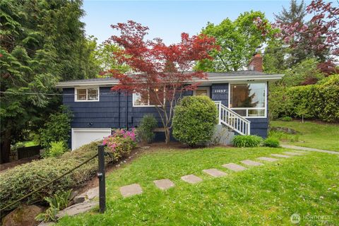 Photo of 11007 Alton Avenue NE, Seattle, WA 98125 (MLS # 2504787)