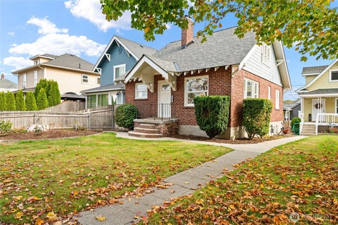 Photo of 2407 Lombard Avenue #A, Everett, WA 98201 (MLS # 2594582)