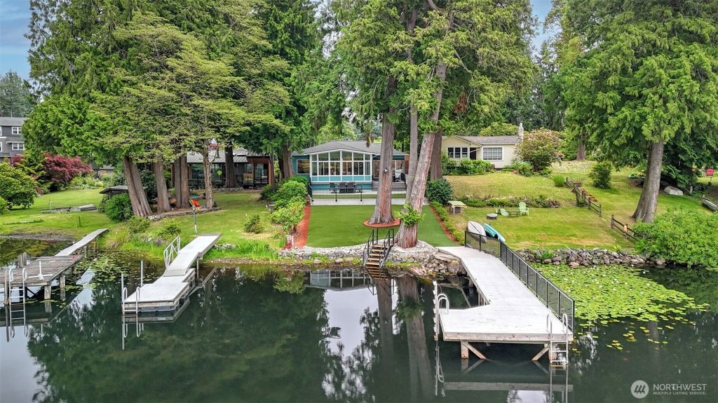 Photo of 2171 N 122nd Place, Seattle, WA 98133 (MLS # 2391384)