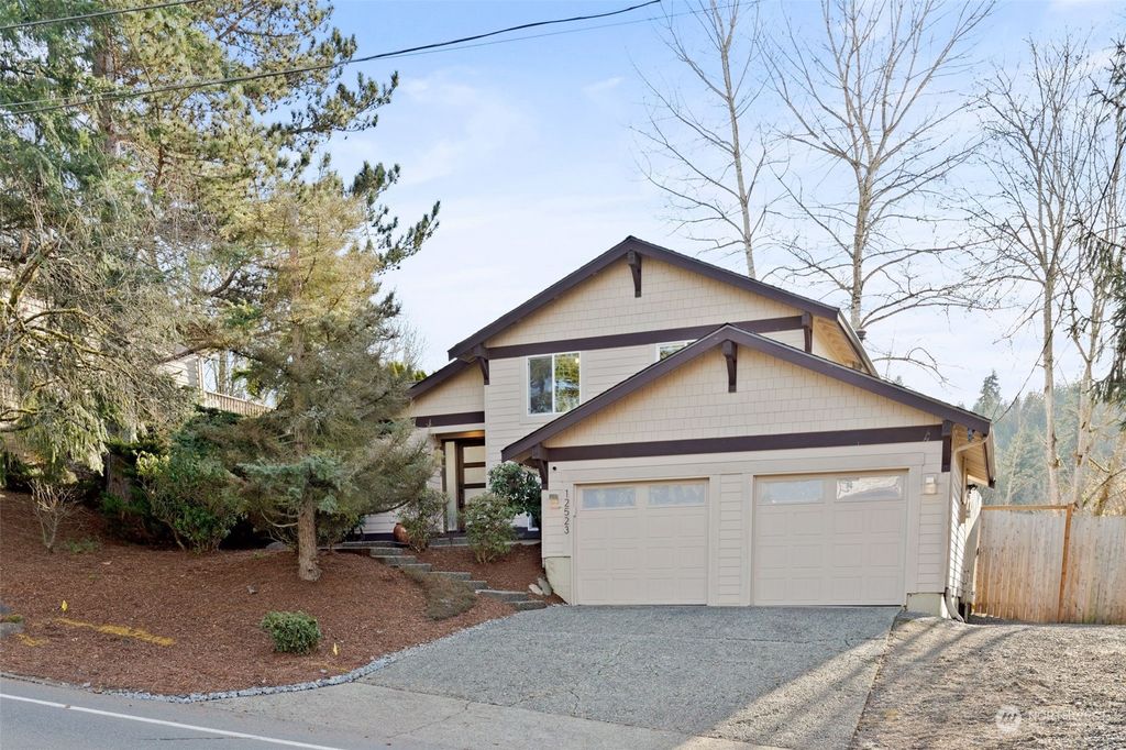 Photo of 12523 SE 7th Place, Bellevue, WA 98005 (MLS # 2191428)