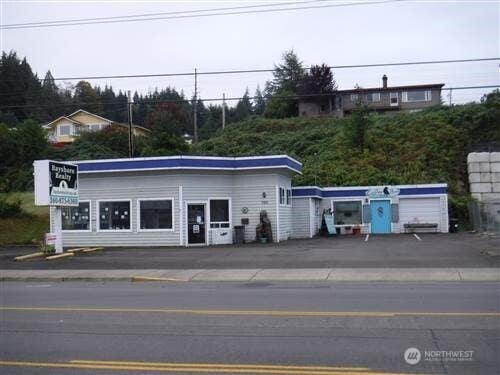 Photo of 700 Robert Bush Drive DR, South Bend, WA 98586 (MLS # 2550647)