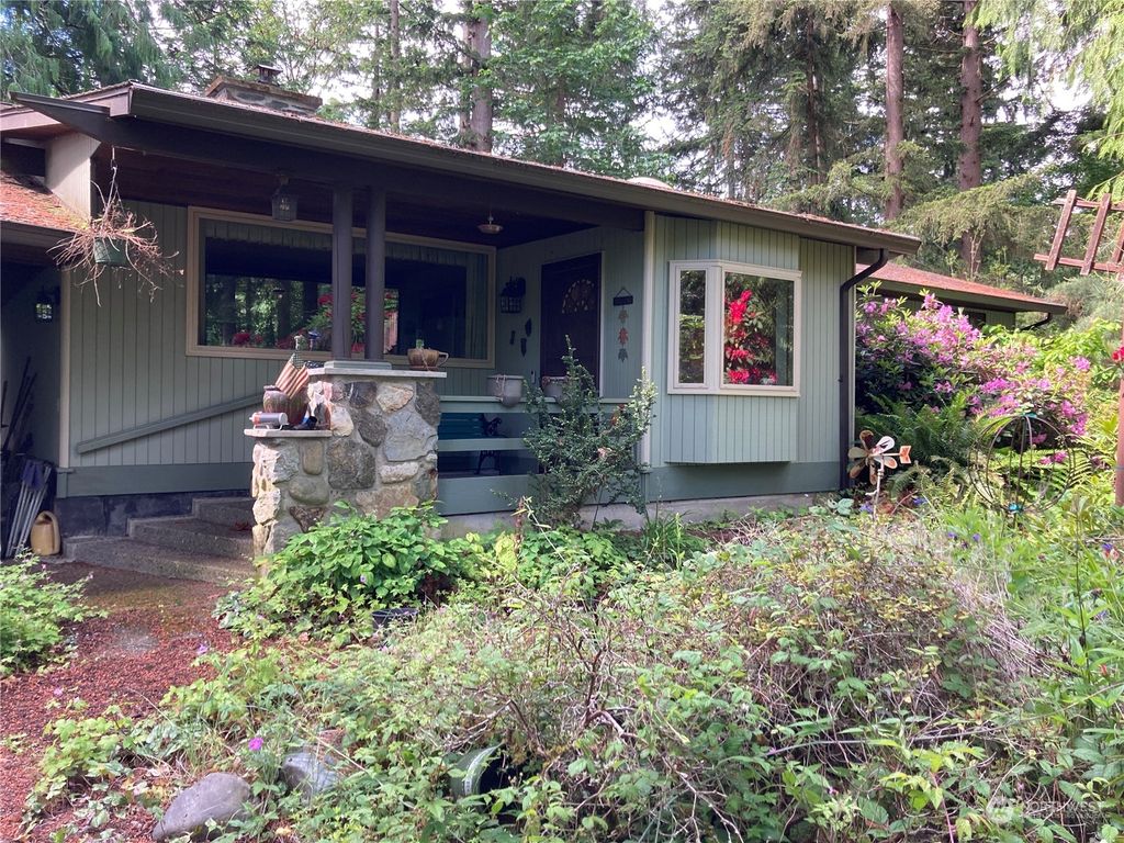 Photo of 22016 Vine Road, Brier, WA 98036 (MLS # 2267047)