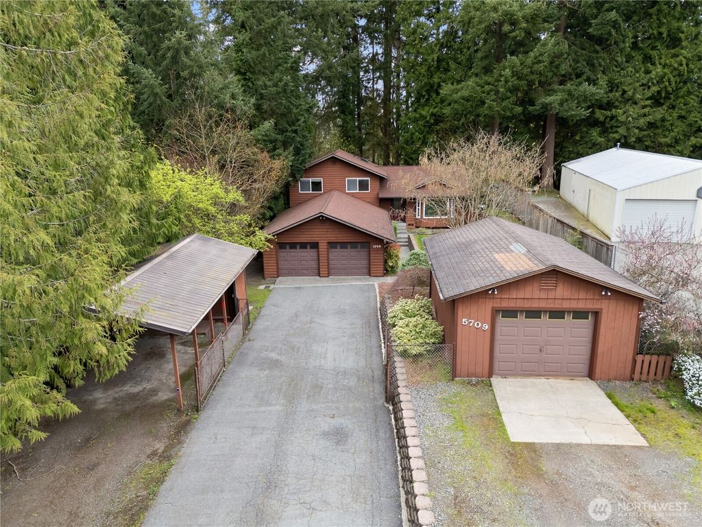 Photo of 5709 125th Street SE, Snohomish, WA 98296 (MLS # 2346301)