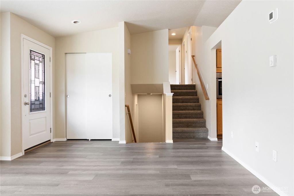 Photo of 5709 125th Street SE, Snohomish, WA 98296 (MLS # 2346301)