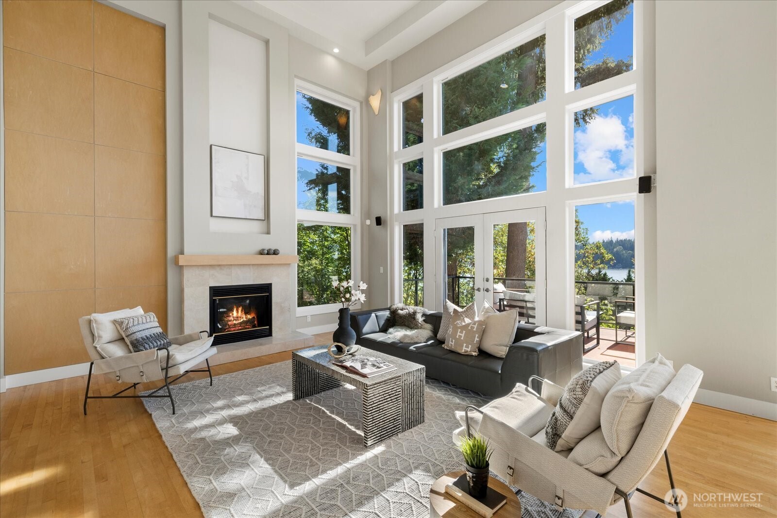 2472 E Lake Sammamish Parkway NE