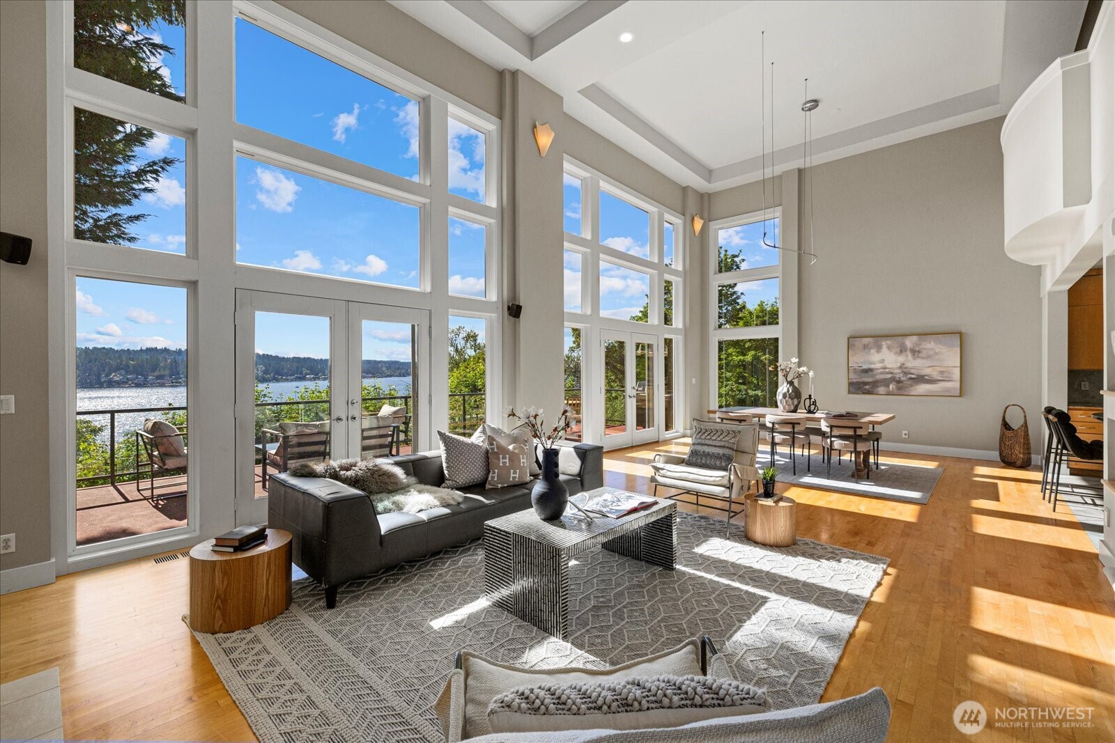 2472 E Lake Sammamish Parkway NE